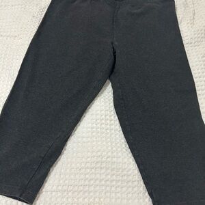 Simply Vera Vera Wang Gray Athletic Shorts